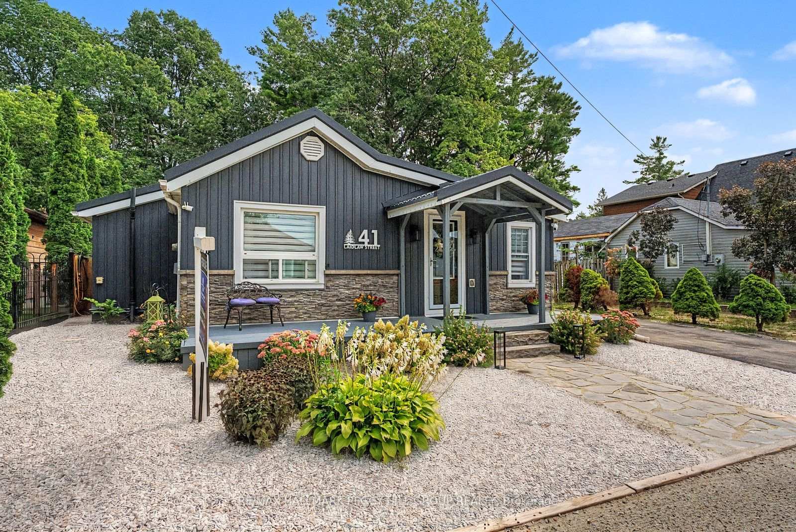 41-laidlaw-street-wasaga-beach-ontario-s13808172