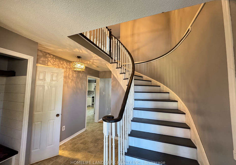 23-wallace-drive-barrie-ontario-s13808392