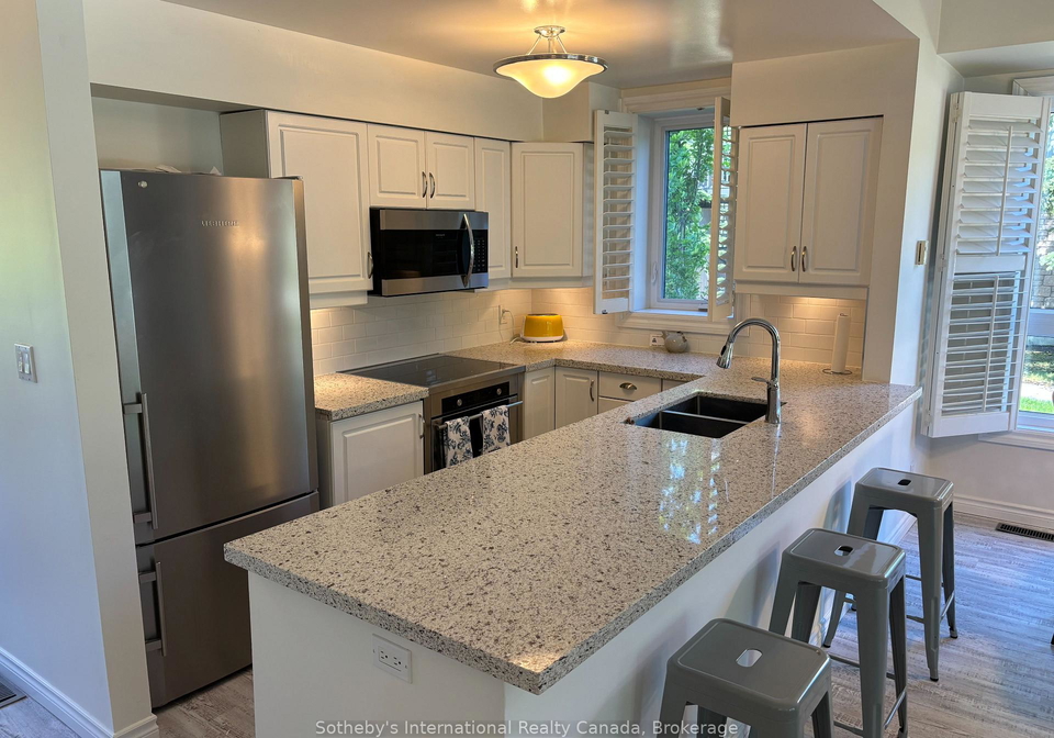 670-johnston-park-avenue-collingwood-ontario-s13808922