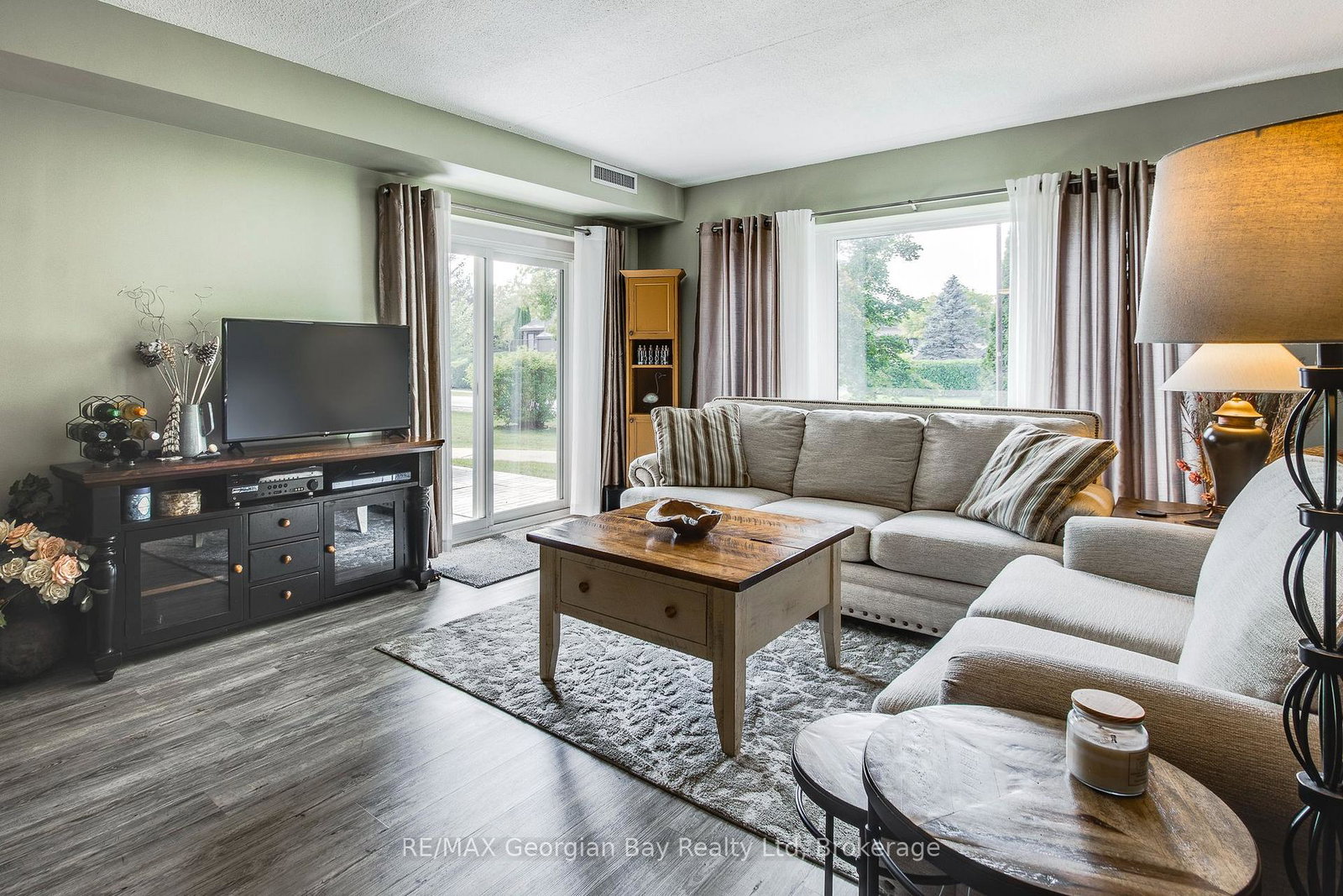 11-beck-boulevard-penetanguishene-ontario-s13809306