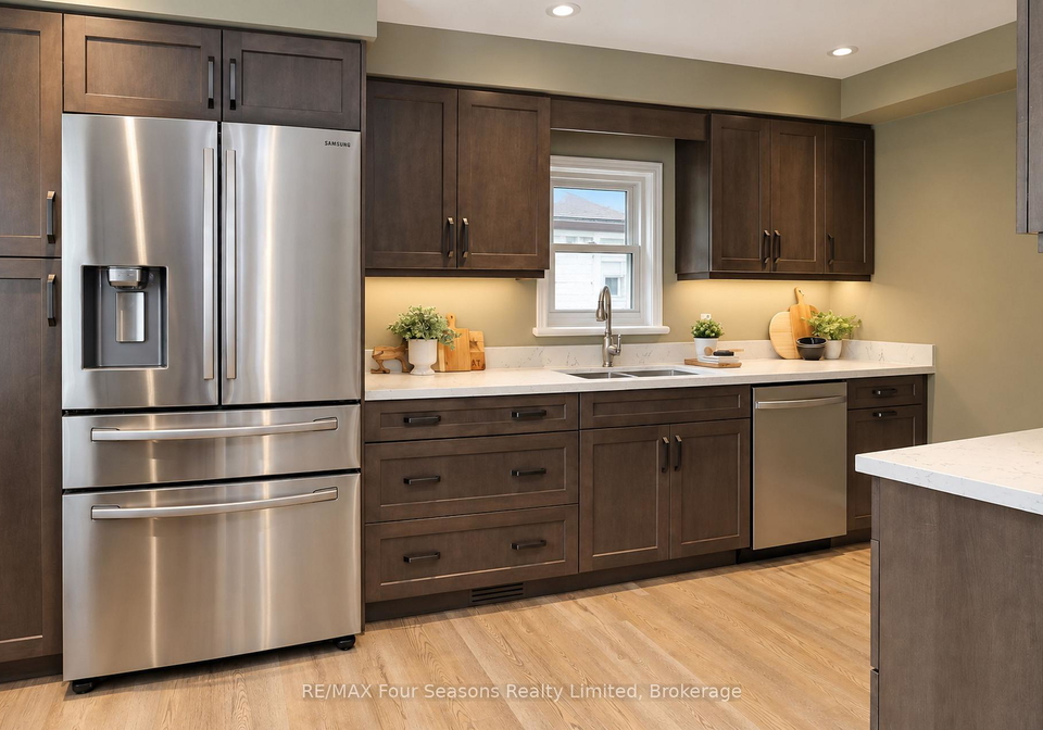 12-lavender-hill-road-clearview-ontario-s13809800