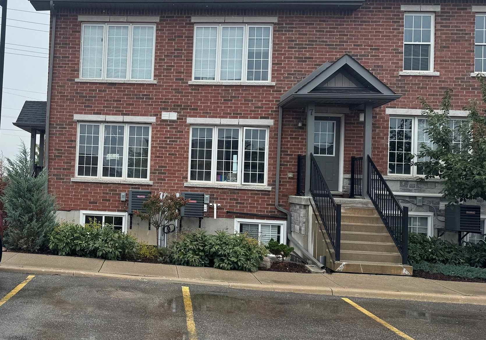 252-penetanguishene-road-barrie-ontario-s13810088