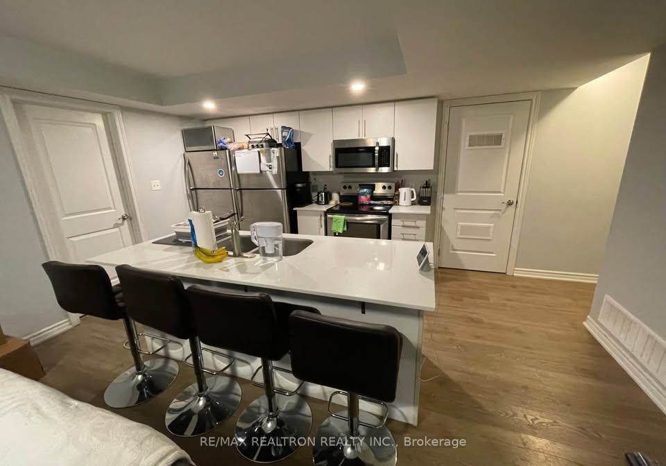 252-penetanguishene-road-barrie-ontario-s13810088