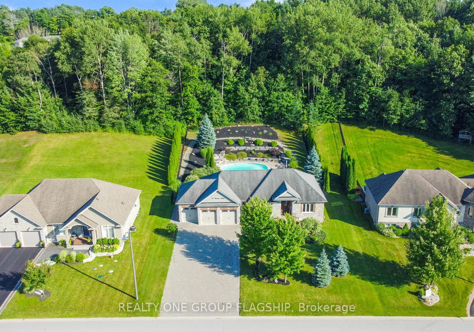 24-wendat-trail-e-springwater-ontario-s13810574