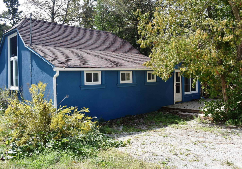 16-albert-street-wasaga-beach-ontario-s13810820