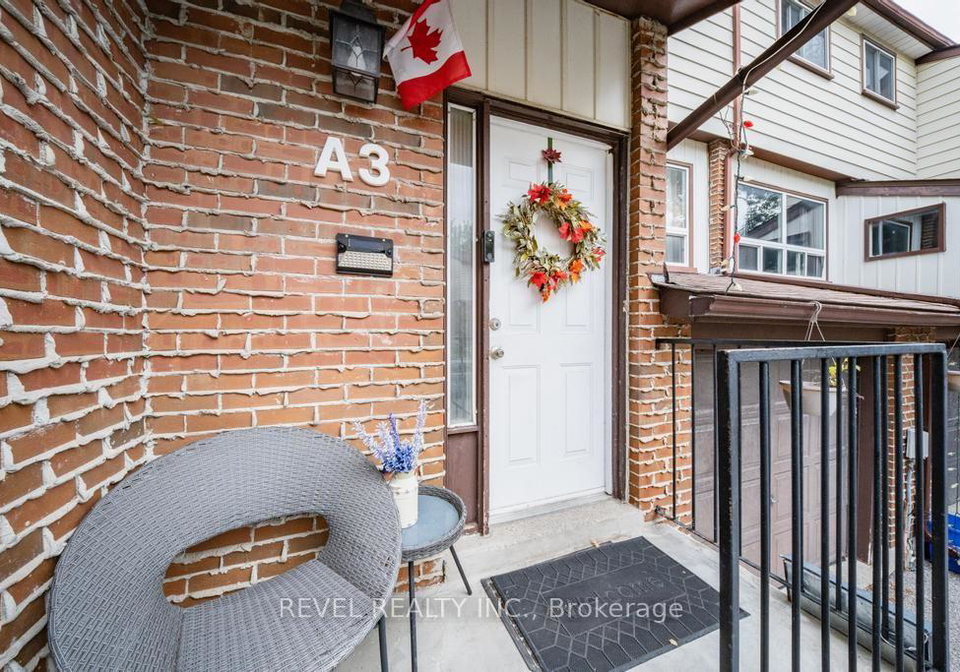 63-ferris-lane-barrie-ontario-s13811306