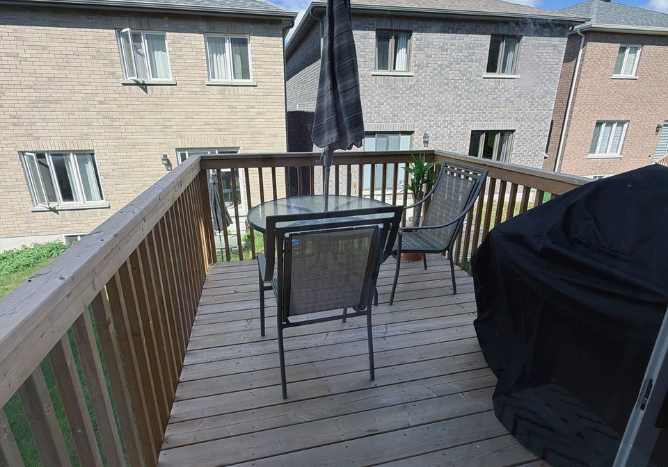 24-barnyard-trail-barrie-ontario-s13811420