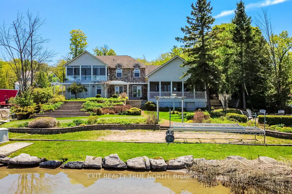 3021-sandy-bend-springwater-ontario-s13814686