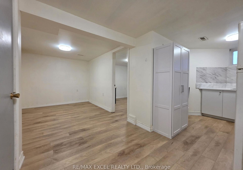 22-northpark-road-barrie-ontario-s13815960