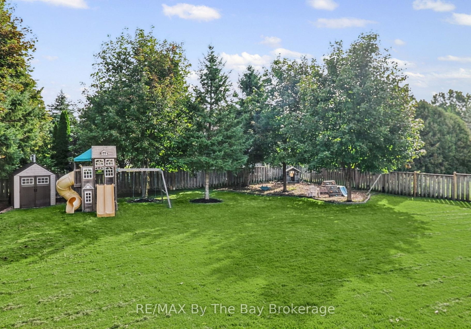 2-red-oak-drive-wasaga-beach-ontario-s13819576