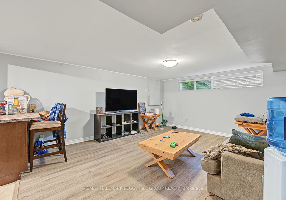 9-baker-crescent-barrie-ontario-s13820216