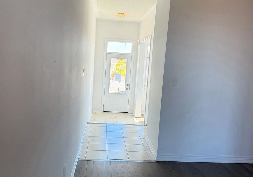 163-fenchurch-manor-barrie-ontario-s13820294