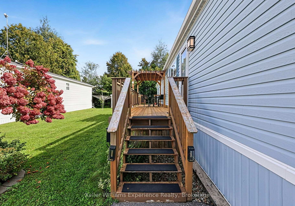4052-ash-crescent-severn-ontario-s13820646