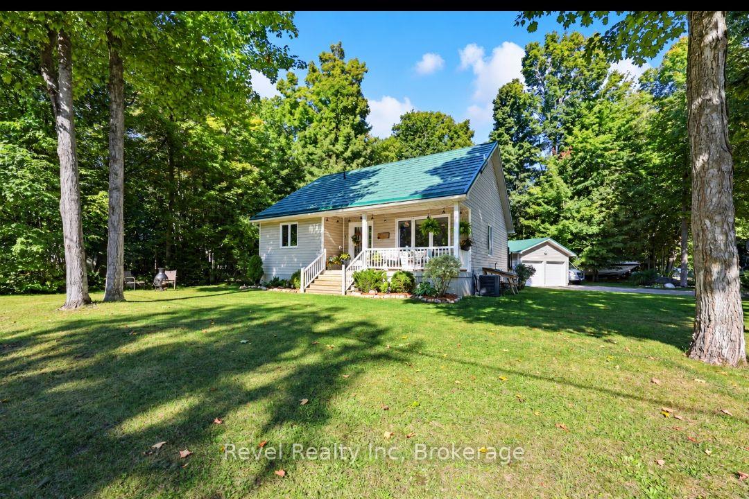 18-rue-vanier-road-tiny-ontario-s13822060