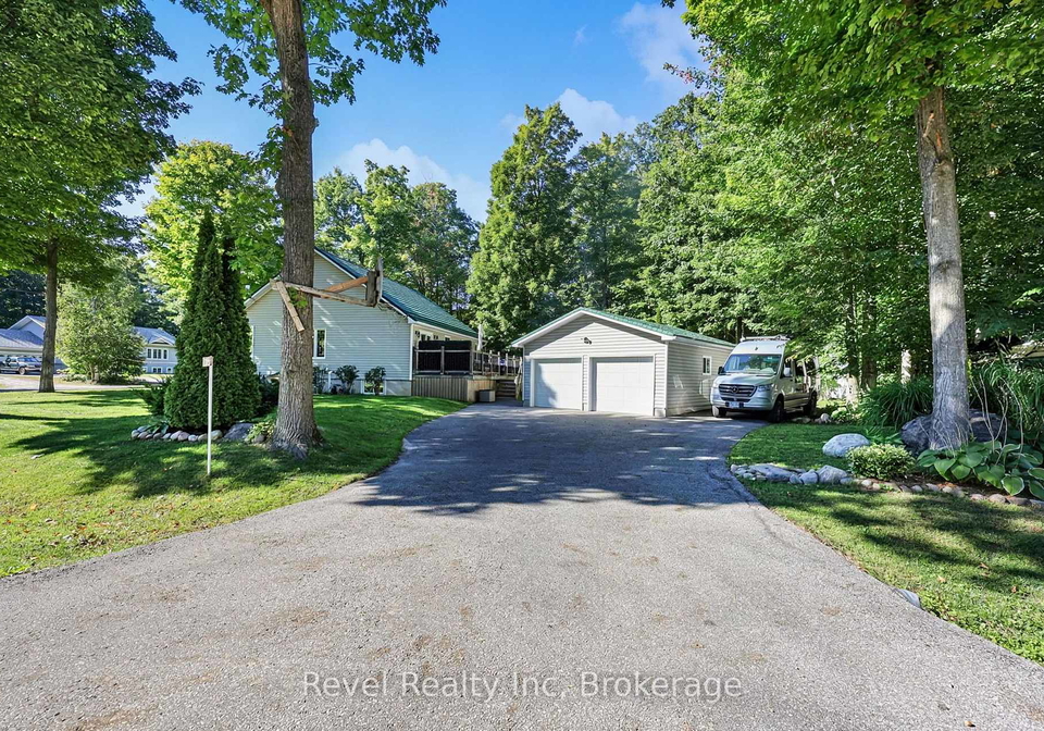18-rue-vanier-road-tiny-ontario-s13822060