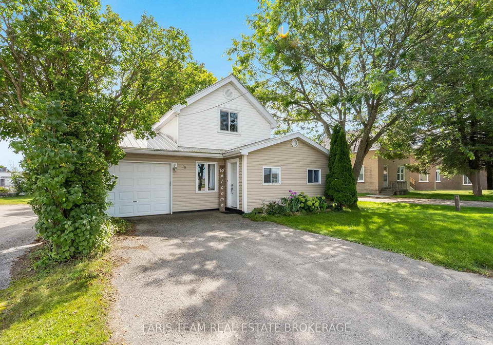 18-poyntz-street-penetanguishene-ontario-s13822670