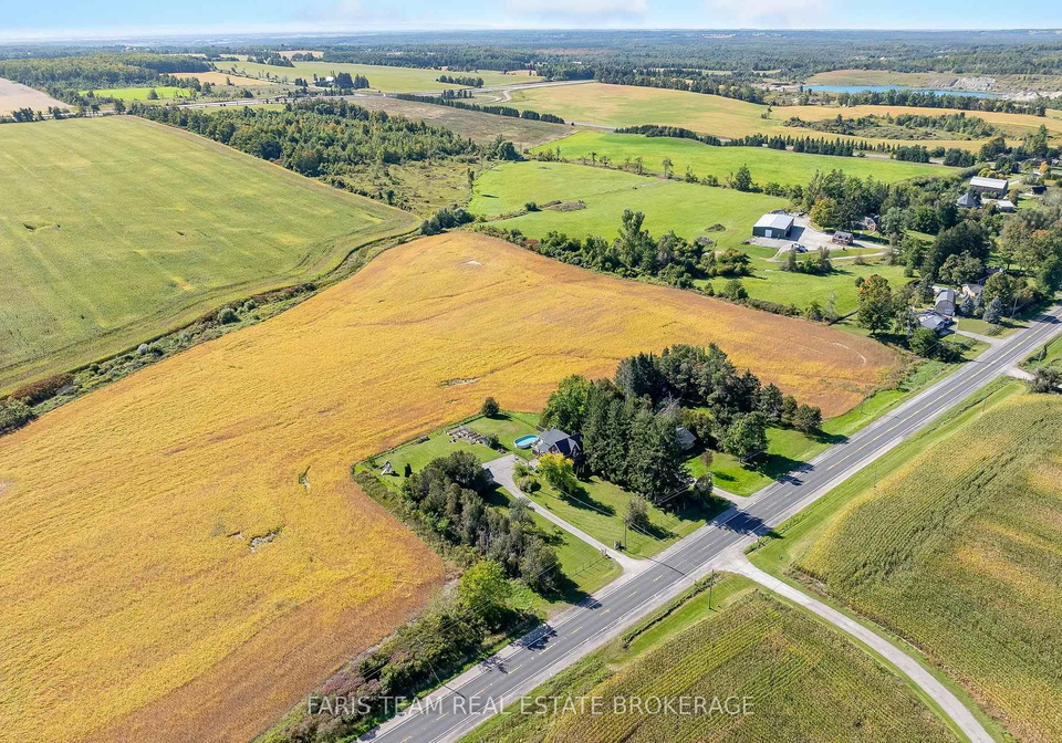 1346-penetanguishene-road-springwater-ontario-s13822860