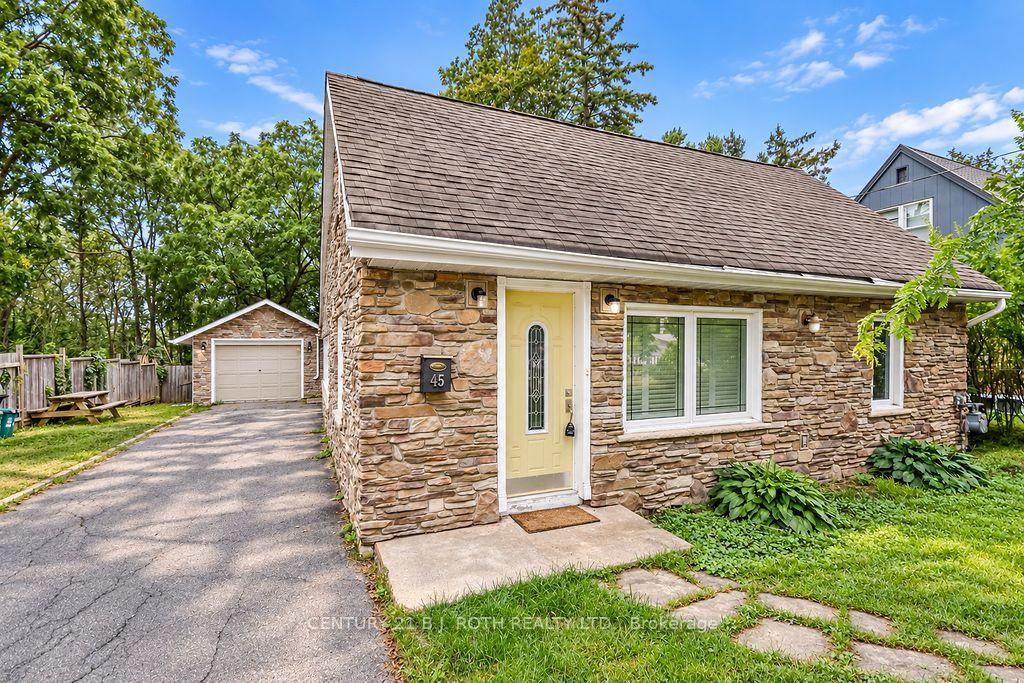 45-grove-street-w-barrie-ontario-s13822934