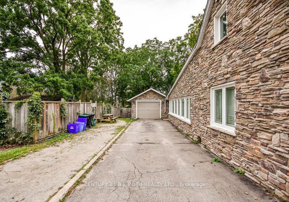45-grove-street-w-barrie-ontario-s13822934