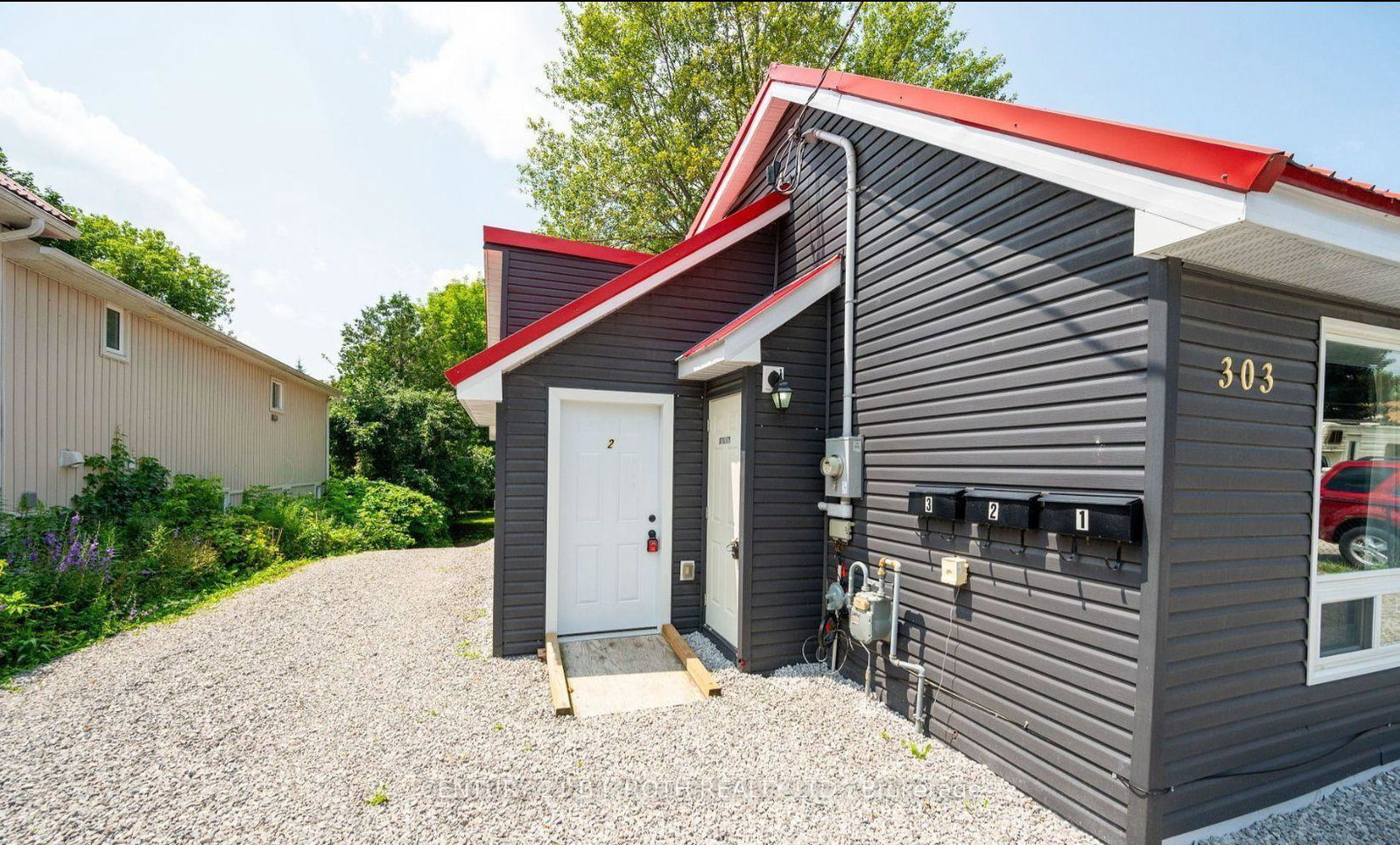 30moffat-street-orillia-ontario-s13823108