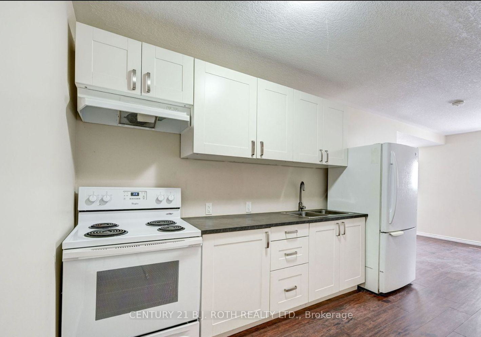 30moffat-street-orillia-ontario-s13823108