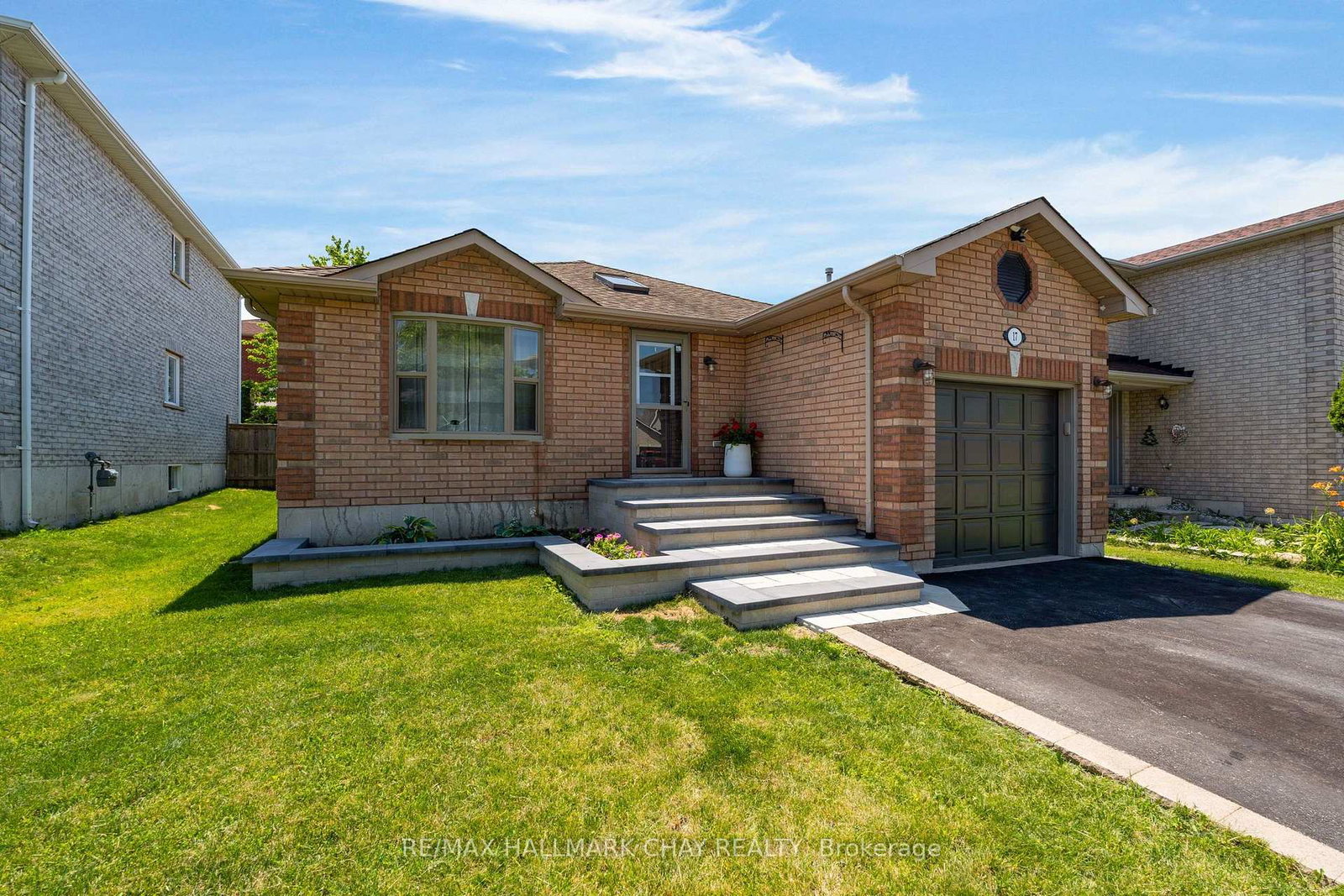17-benjamin-lane-barrie-ontario-s13825326