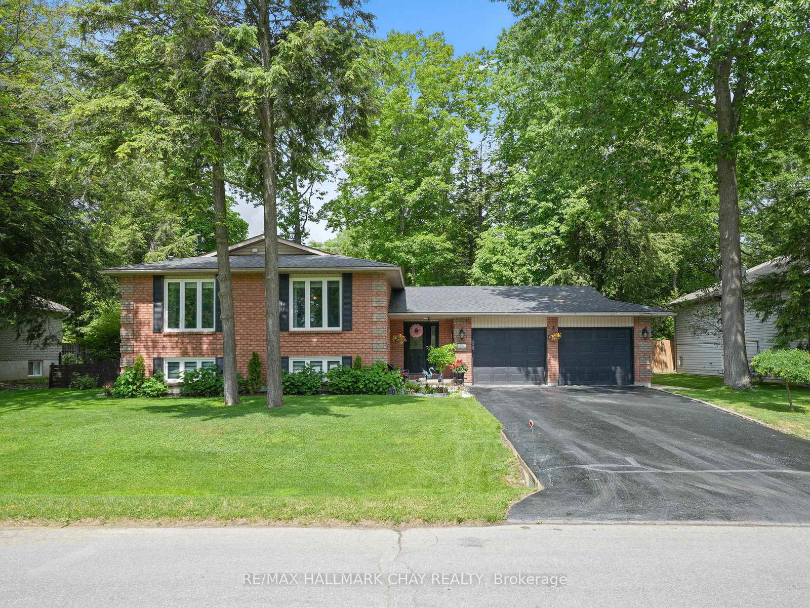 20-downer-crescent-wasaga-beach-ontario-s13827508