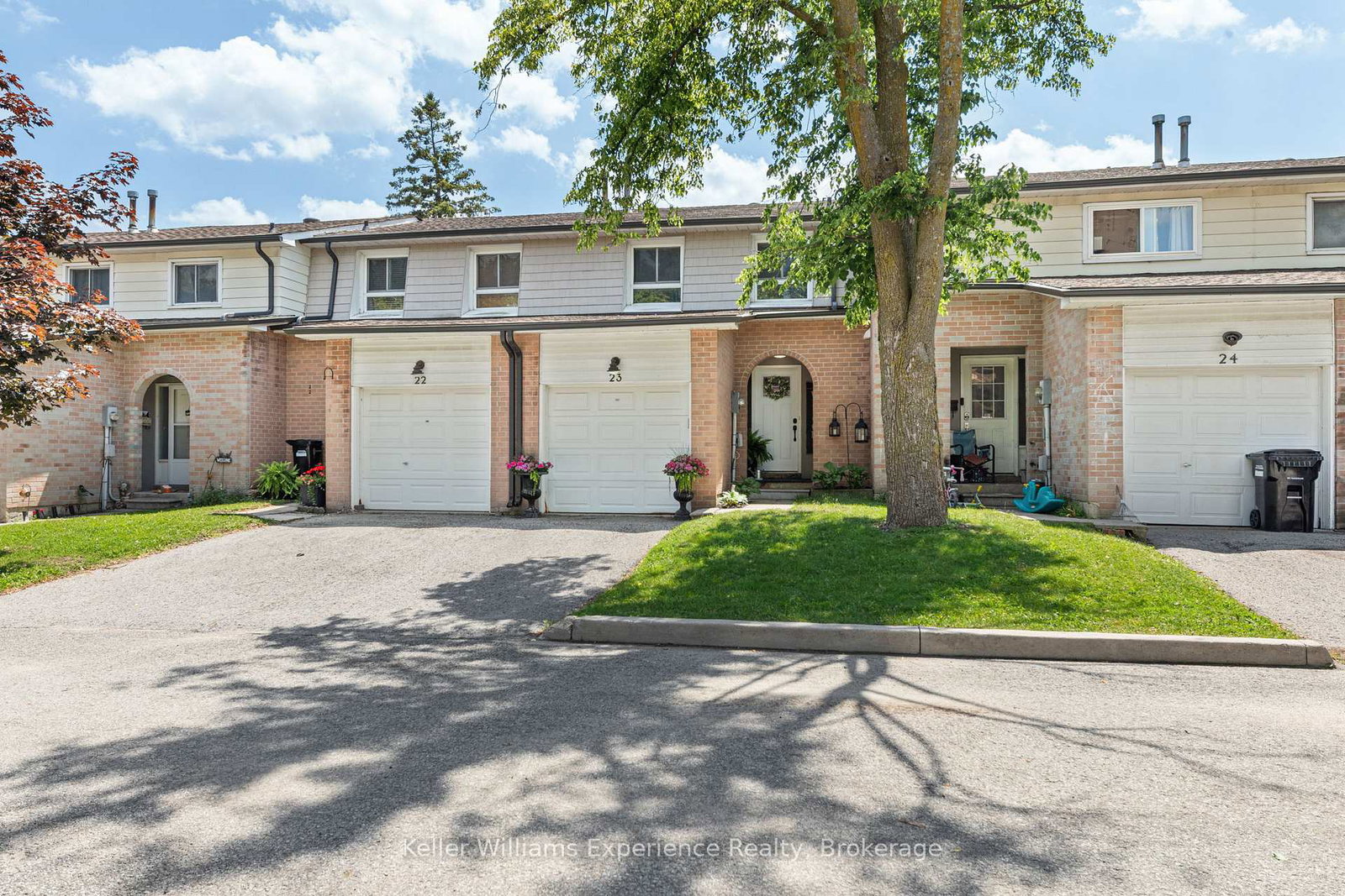 2-bernick-drive-barrie-ontario-s13827968