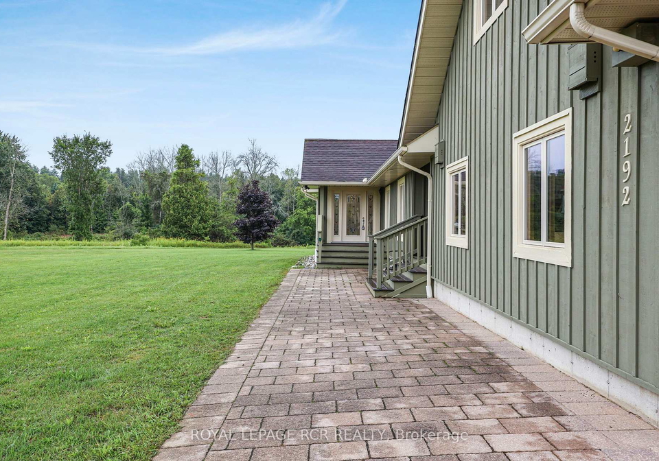 2192-atkinson-road-springwater-ontario-s13829192