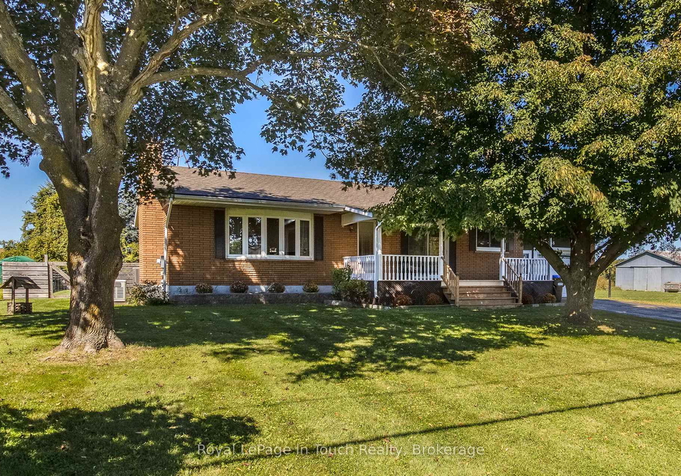 288-lafontaine-road-w-tiny-ontario-s13829934
