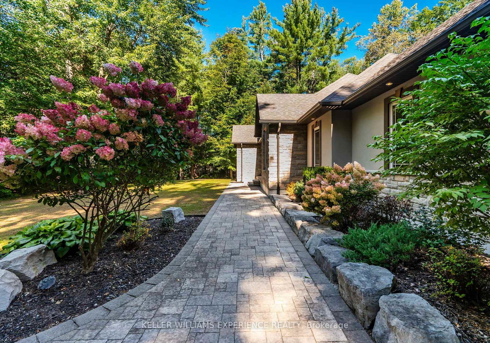 5-loftus-road-springwater-ontario-s13830708