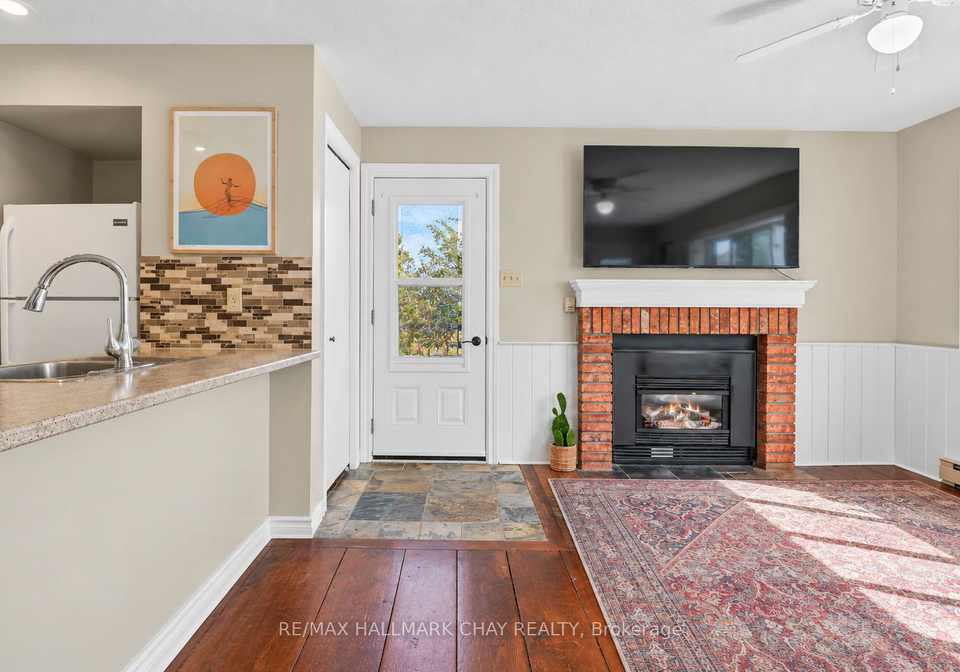 19-dawson-drive-collingwood-ontario-s13832334