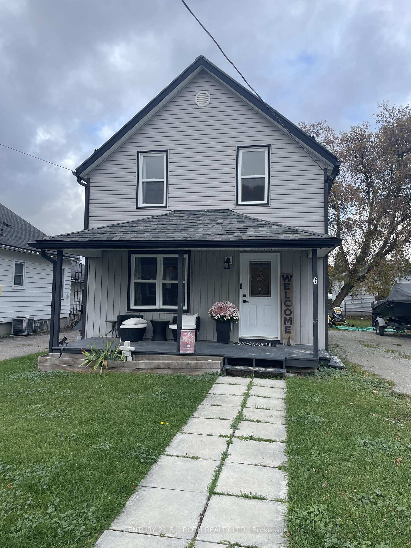 6-stone-street-springwater-ontario-s13832510