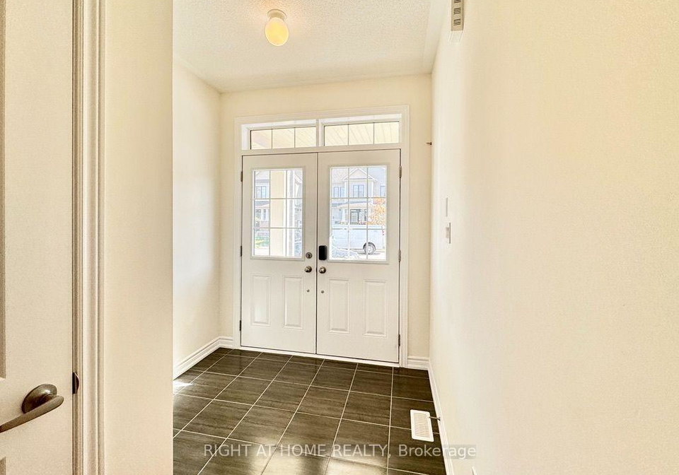 16-bannister-road-barrie-ontario-s13832764