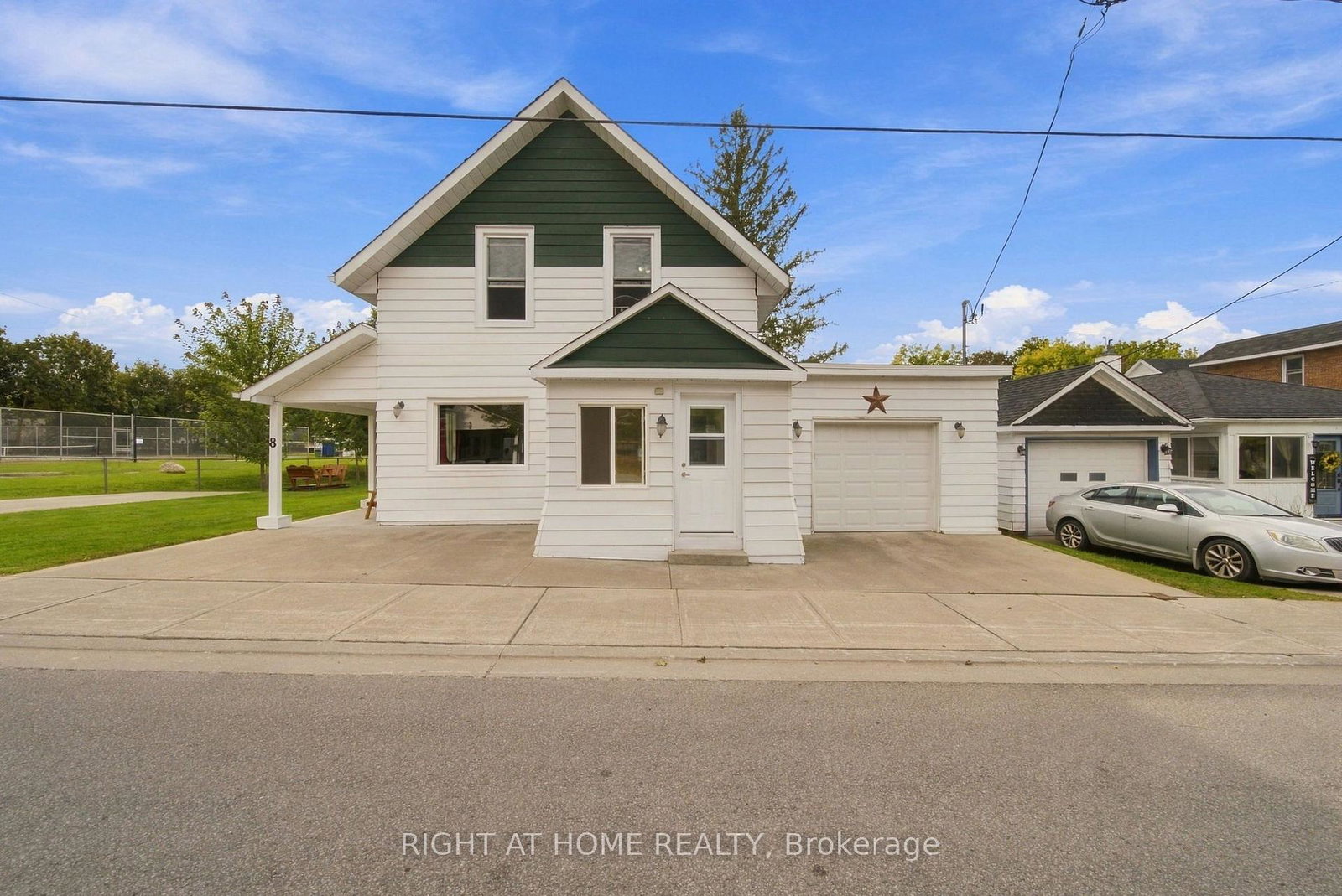 8-maria-street-penetanguishene-ontario-s13833328