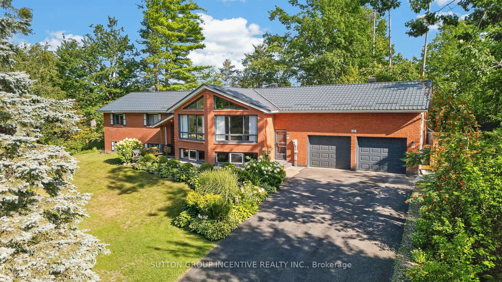 43-wattie-road-springwater-ontario-s13833724
