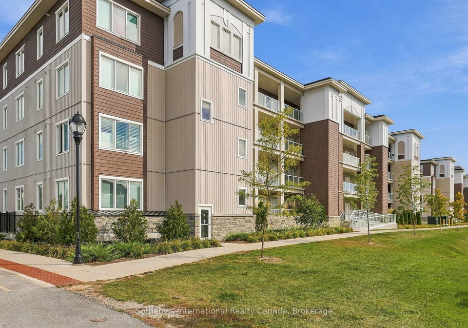 17-spooner-crescent-collingwood-ontario-s13834000