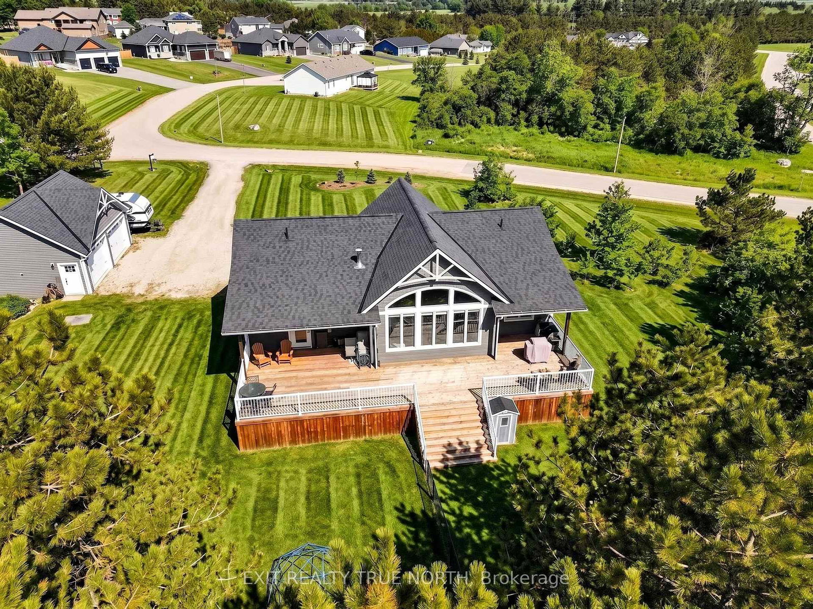 139-rue-eric-tiny-ontario-s13835562