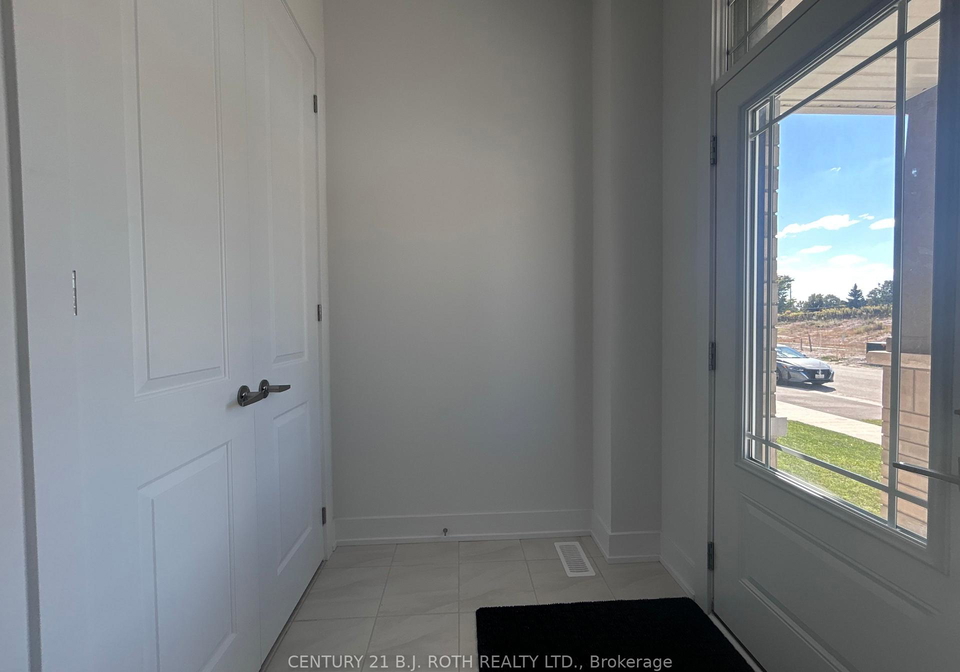 15-milady-crescent-barrie-ontario-s13838368