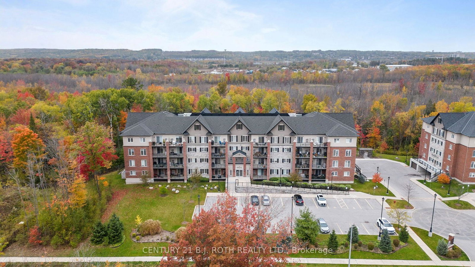 7-greenwich-street-barrie-ontario-s13841200