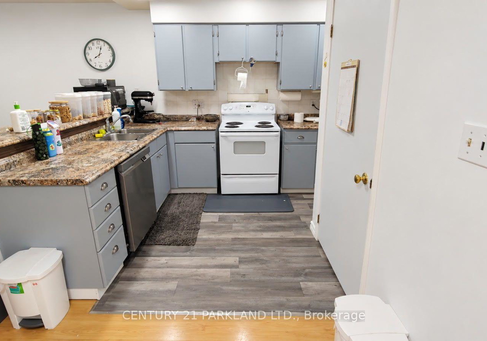 67-melinda-crescent-barrie-ontario-s13841800