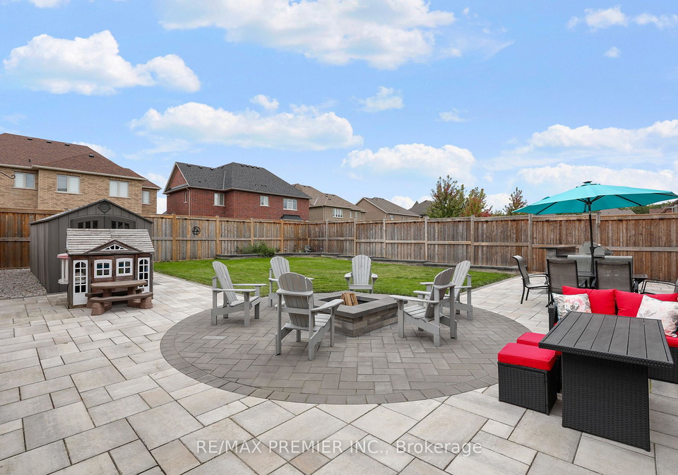 28-samuel-crescent-springwater-ontario-s13843938