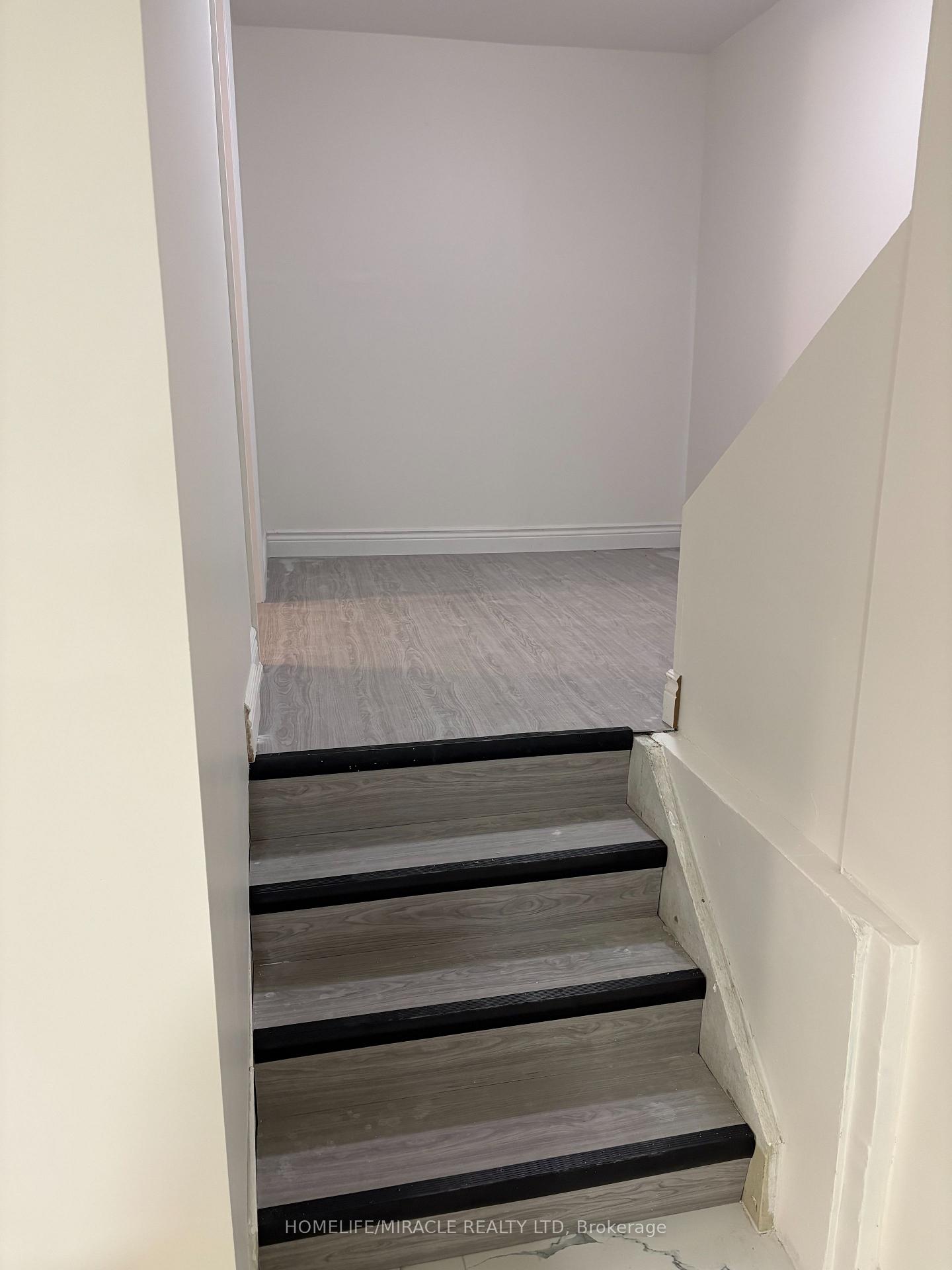 44-sylvia-street-barrie-ontario-s13845850