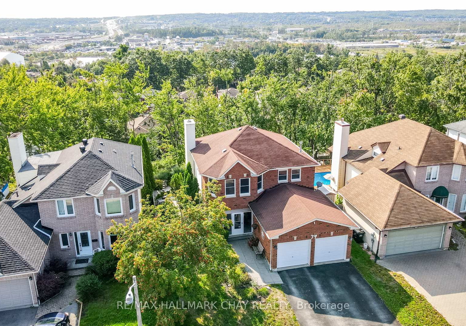 79-browning-trail-barrie-ontario-s13846500