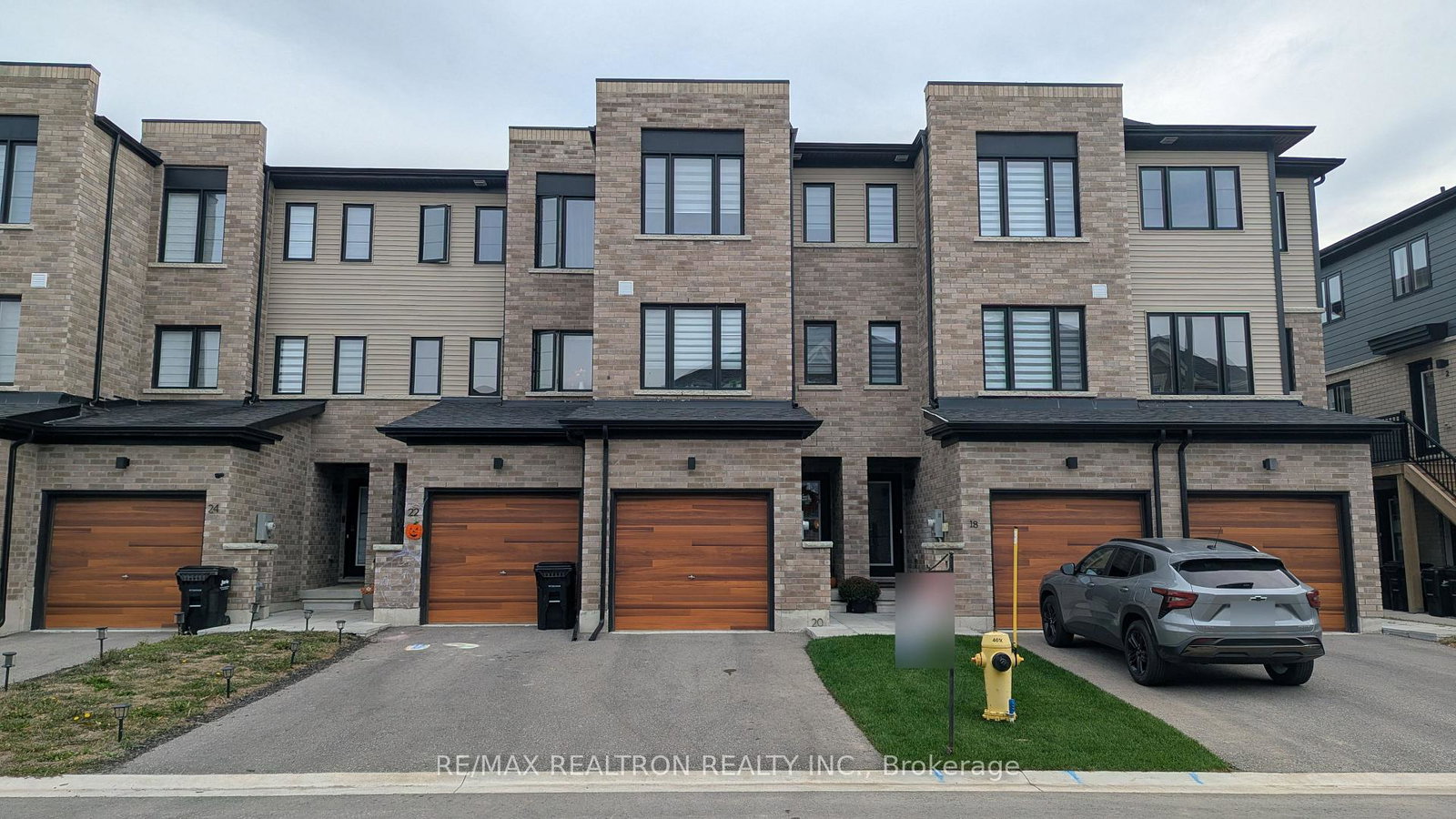 20-pumpkin-corner-crescent-barrie-ontario-s13847488