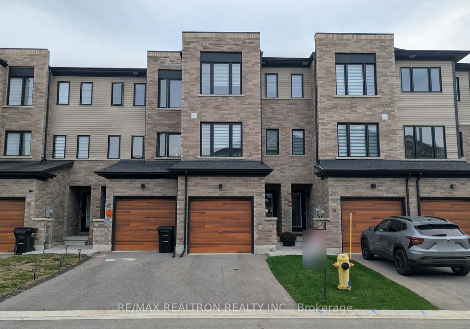 20-pumpkin-corner-crescent-barrie-ontario-s13847488