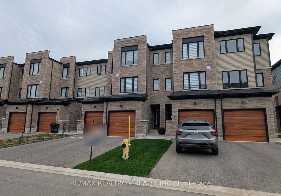 20-pumpkin-corner-crescent-barrie-ontario-s13847488