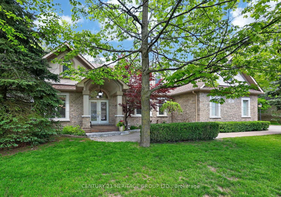 22-lloyd-cook-drive-e-springwater-ontario-s13848700