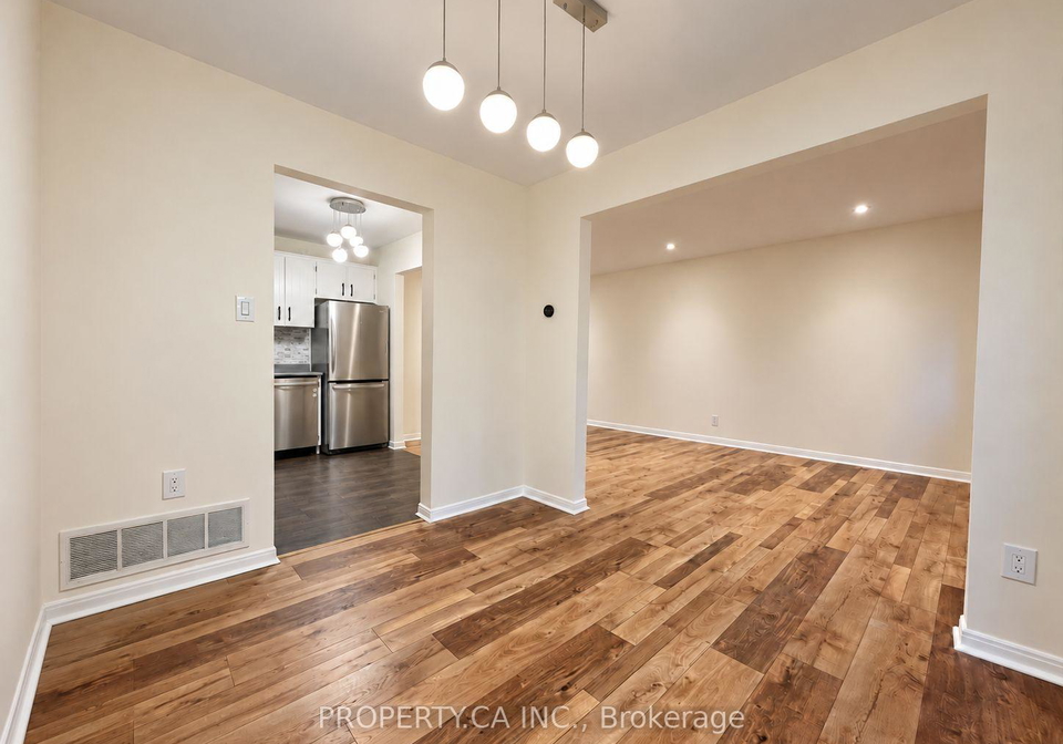 64-chaucer-crescent-barrie-ontario-s13853592