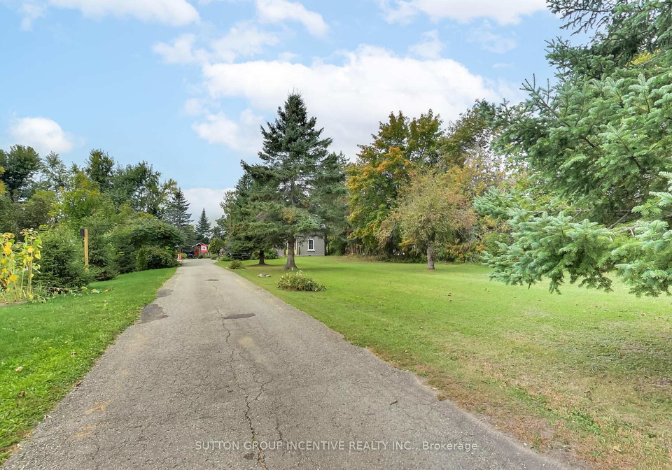 1724-penetanguishe-road-springwater-ontario-s13853926